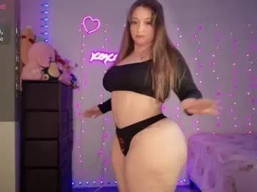 bellamonroee on Chaturbate 