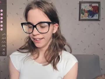 cutefluffy — Squeezy my boobies #shy #teen #lovense #young #18 [10 tokens remaining]