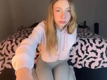 ellieluvs — Ellieluvs's room #18 #snowbunny #new #dirtytalk #petite