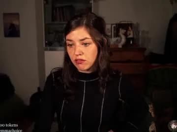emmachoice — hello! do u love yourself today? strip tease out of shirt at goal <3 [4444 tokens remaining]