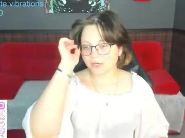 glimmer_goddesss — hello im Nina! glad too see u in my room  #bigass #daddysgirl #glasses  #natural My next goal: Doggy with slaps [20 tokens remaining]
