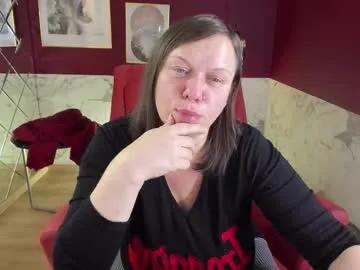 kellysuper — Goal: pussy close up**) #milf #bigtits #smoke #c2c #bbw [91 tokens remaining]