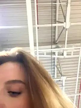 -AngelAri- — Freechat on StripChat