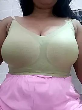 cute-mahek — Boobs show