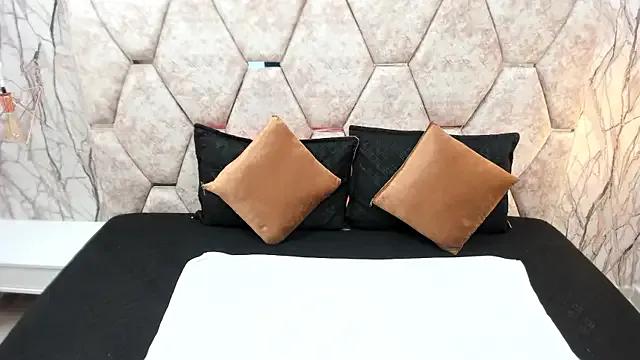 EXOTIC_EBONY_ — Toy inside asshole! 