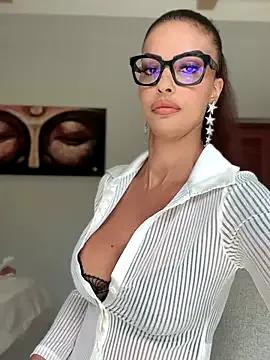 Helena_Karel — Retour demain matin et Dimanche 