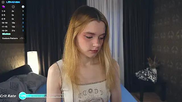 MariamAven — look at my boobs