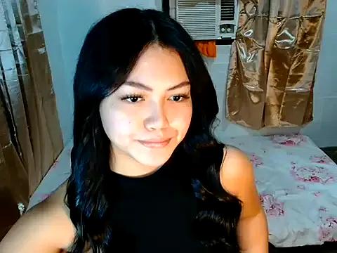 naughtyhothailey — I'm back babe wanna cum with me?