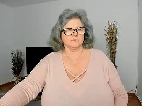 NoraJohnson6 — bare breasts dance 2 minutes