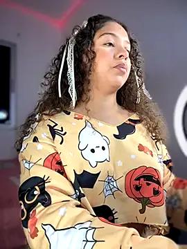 Shara_dreams —  make my pussy wet 