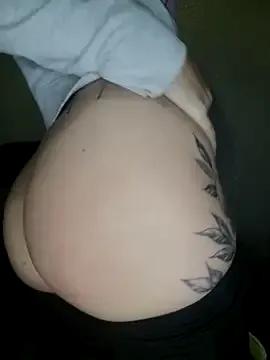 XLisaxx — Doigtes ma petite chatte