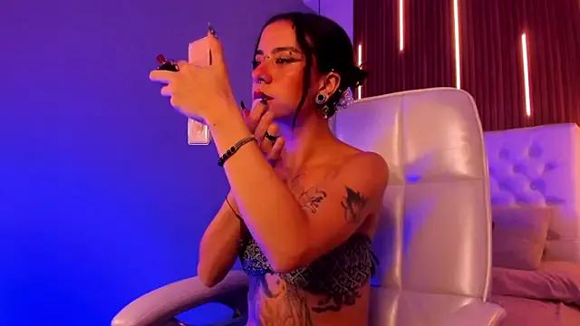 ZamabyCrucie on StripChat 