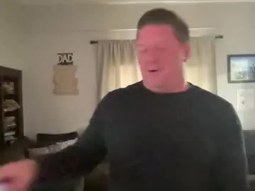 happilymarr1ed on Chaturbate 