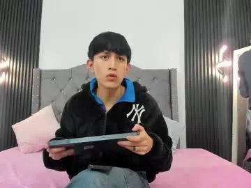 hoot_booys_ on Chaturbate 