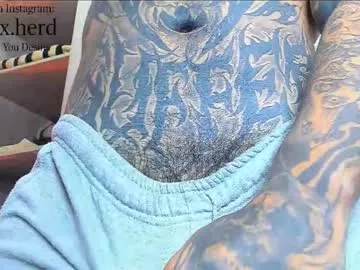 jaxxxonherd on Chaturbate 