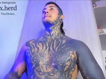 jaxxxonherd on Chaturbate 