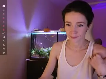 litllle_alis_a on Chaturbate 