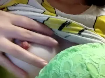 littlesubgirl_ on Chaturbate 