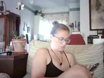 lolahueso on Chaturbate 