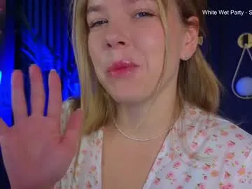 milly_shy on Chaturbate 