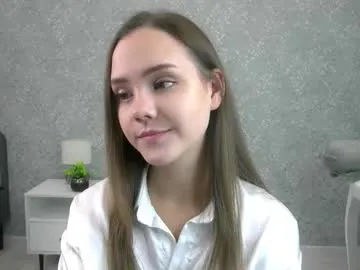 sara_whooops on Chaturbate 