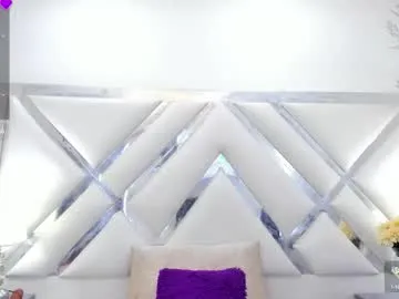 selenareyess on Chaturbate 