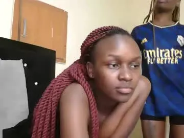 sexxymaya25 on Chaturbate 