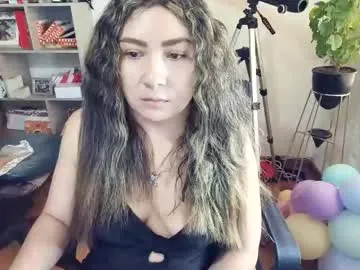 vellarossa on Chaturbate 