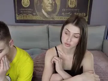 vikki_and_george on Chaturbate 