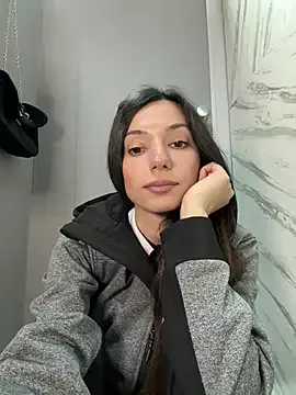 -_MiaQueen_- from StripChat is Freechat