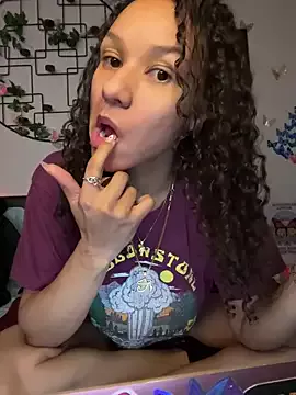 _Neeka_ on StripChat 