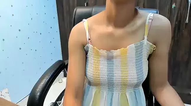 aarjulove on StripChat 