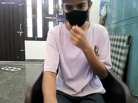 Aayusmatisharma on StripChat 