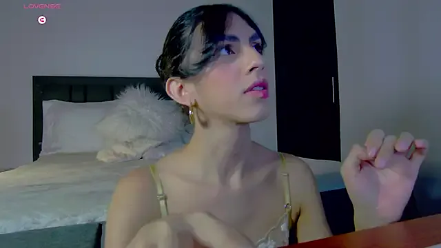 AlanaSofiia on StripChat 