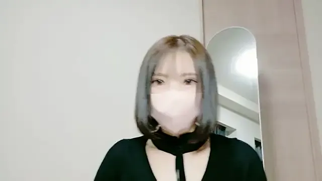 americhan_ from StripChat is Group