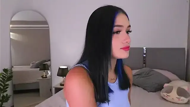 AnnyHizzle on StripChat 