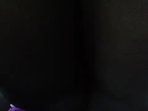 Babe10111 on StripChat 