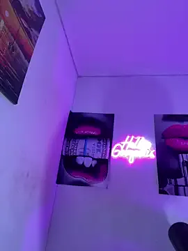 becca_wilsson on StripChat 