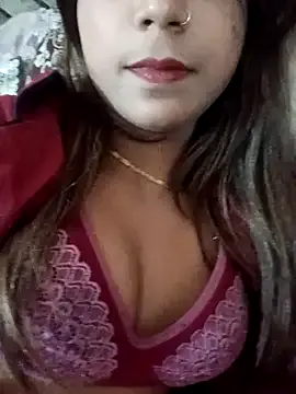 Boldshine05 from StripChat is Freechat