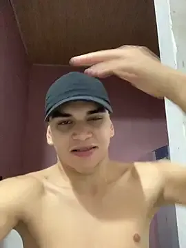 branquinhodelicia from StripChat is Freechat