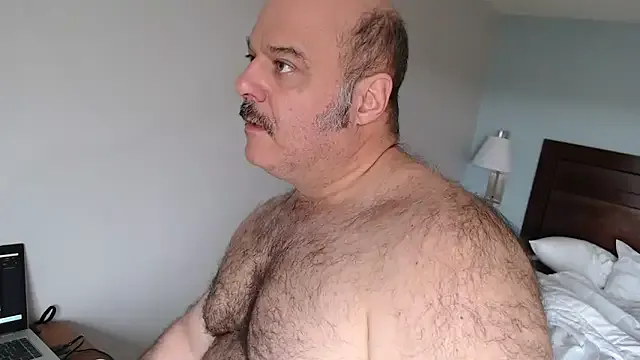bullmusclejoe on StripChat 