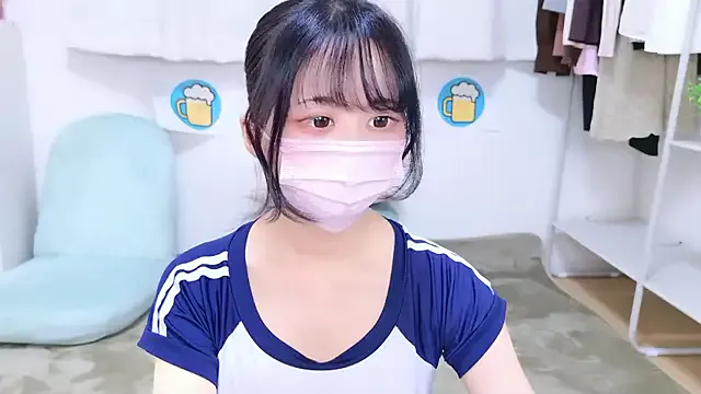 chihiro_ri on StripChat 