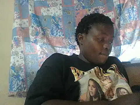 chocolateboobs92 on StripChat 