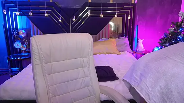 CoolTatis on StripChat 