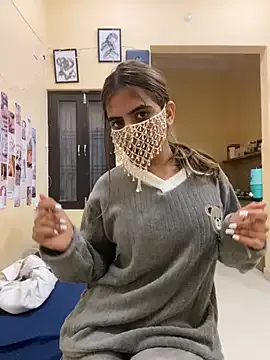 deepikaa_aroraa on StripChat 