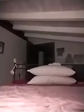 divinaerotica on StripChat 