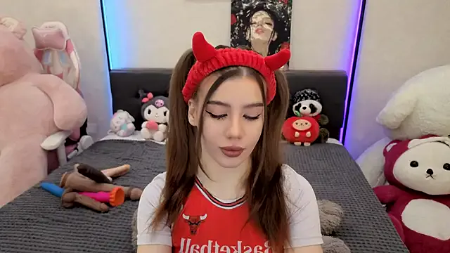 dolly_ll on StripChat 