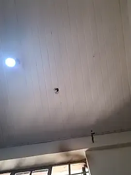 EmmaMiaa on StripChat 