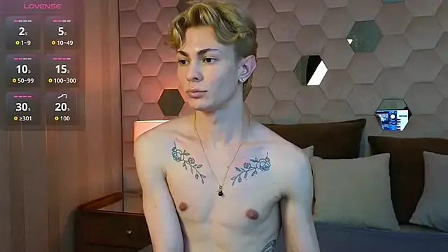 Even_Vrot on StripChat 