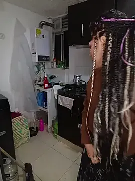 Hellen_dumont on StripChat 